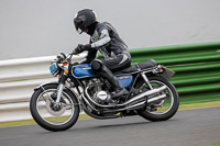 Vintage-motorcycle-club;eventdigitalimages;mallory-park;mallory-park-trackday-photographs;no-limits-trackdays;peter-wileman-photography;trackday-digital-images;trackday-photos;vmcc-festival-1000-bikes-photographs